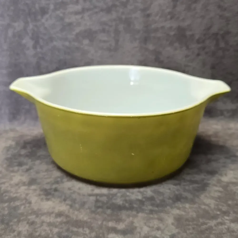 Vintage Pyrex Town & Country Cinderella Nesting Mixing Pouring Bowl 444 4 QT.